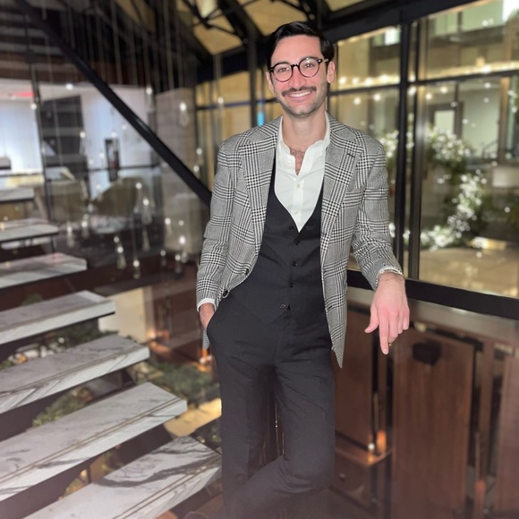 Meet your Posher, Robert - Picture 5 of 5